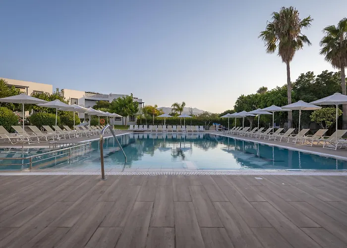 Alexandra 아파트호텔