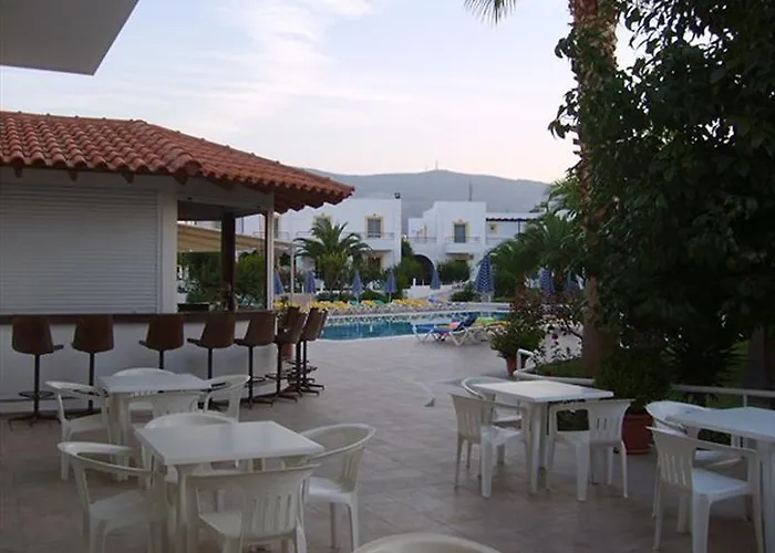 Alexandra 아파트호텔