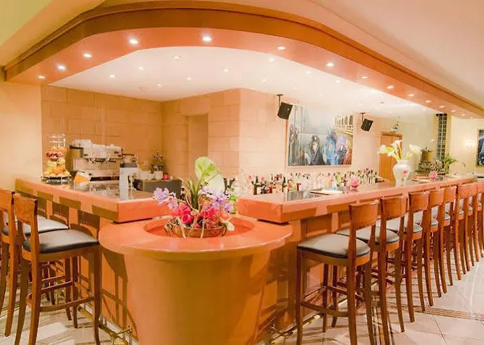 Aparthotel Alexandra 3*