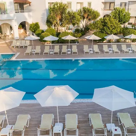 Alexandra Aparthotel 3*