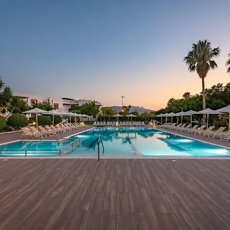 亚历山德拉海滩酒店 3* 科斯镇