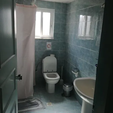 亚历山德拉海滩酒店