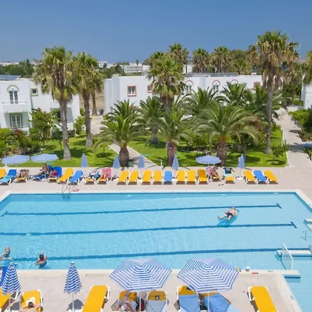 亚历山德拉海滩酒店