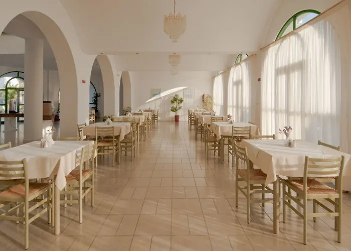 Alexandra 3* העיירה קוס